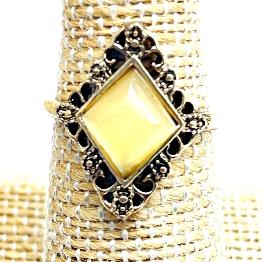 Vintage Yellow Cabochon Gold Tone Cocktail Ring Art Deco Style Statement